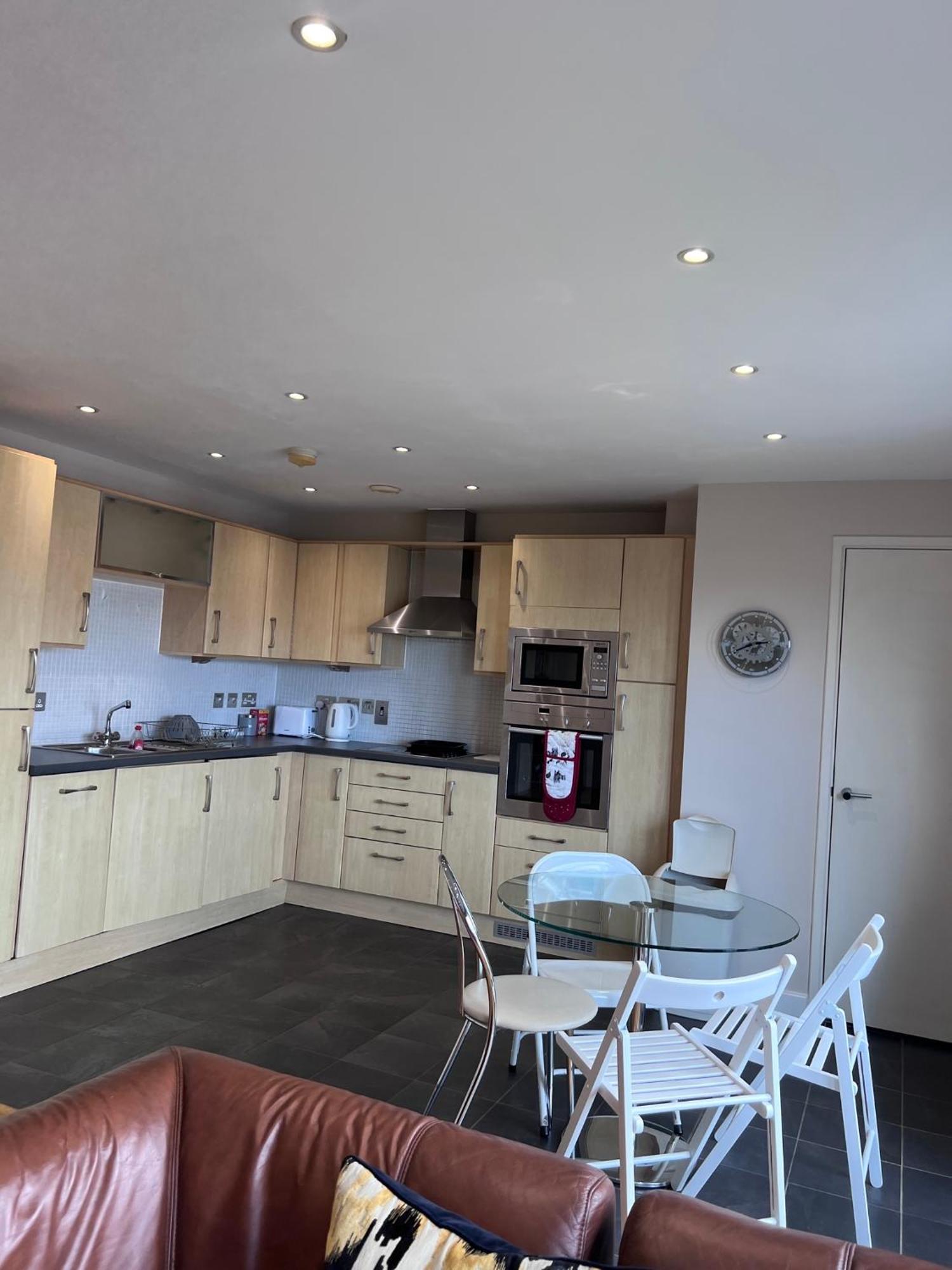 Great City Centre Getaway Apartment 2 Bed Near The Beach And Shopping Area Swansea Exterior foto