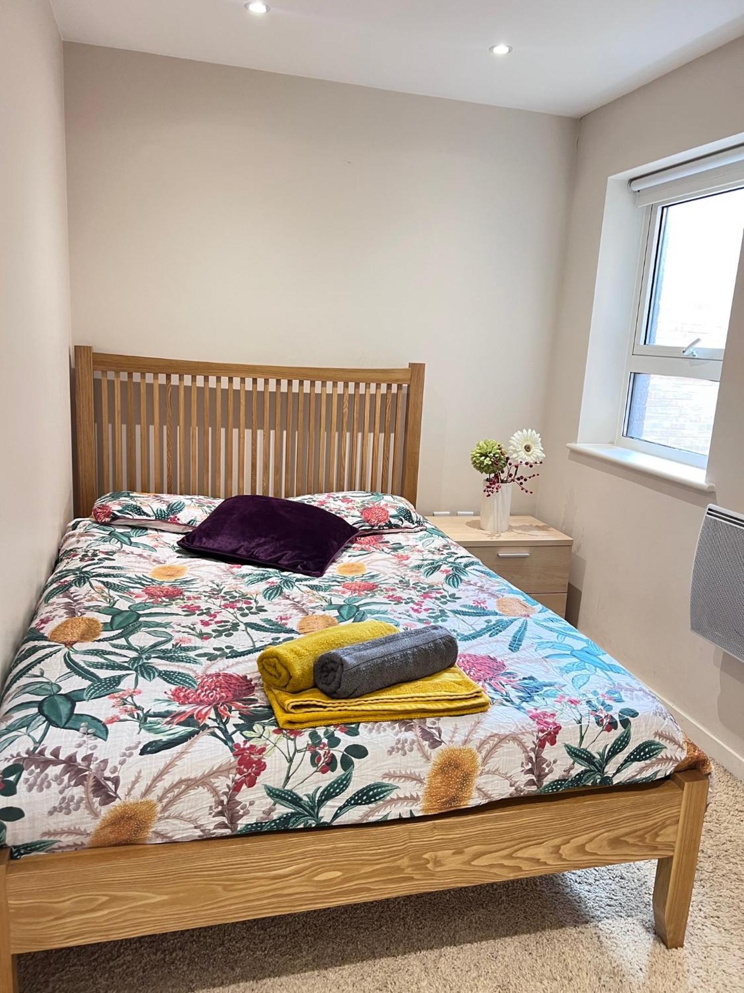 Great City Centre Getaway Apartment 2 Bed Near The Beach And Shopping Area Swansea Exterior foto